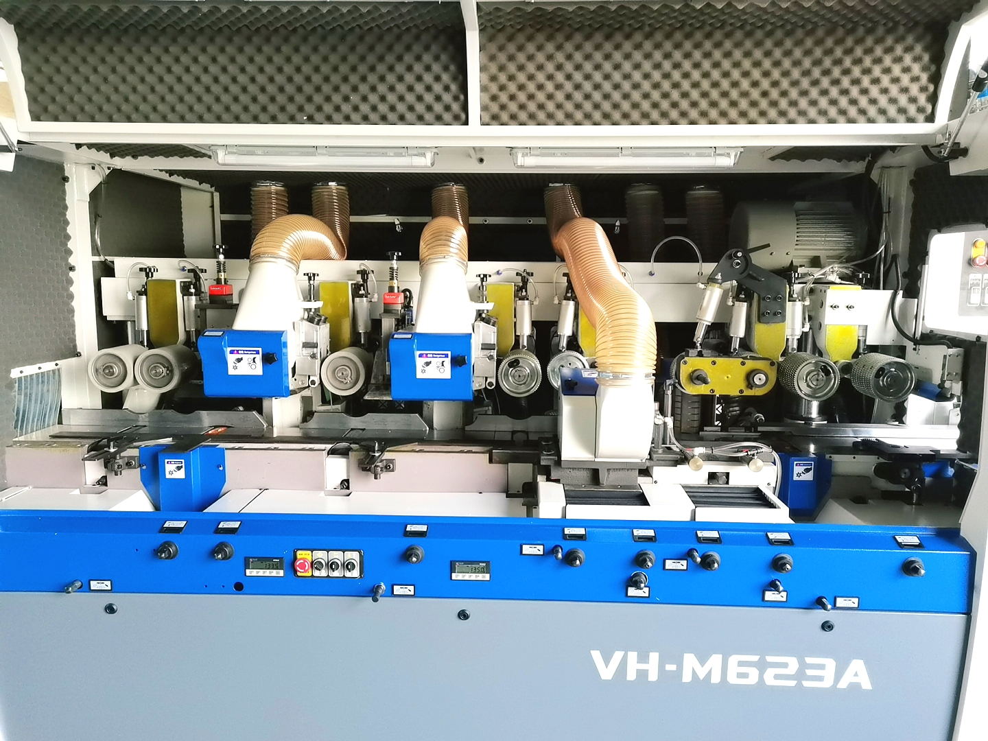 V-hold Machinery New four side moulder supplier for HDF